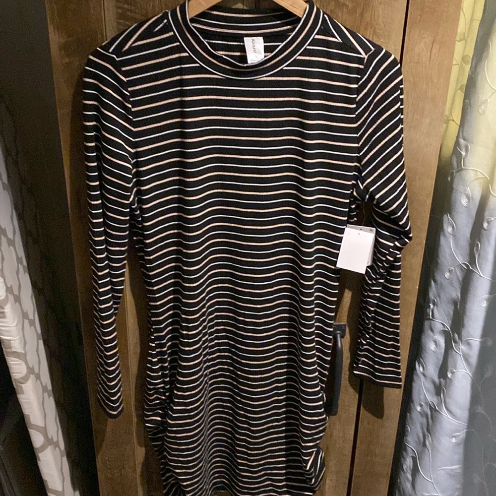 Abound Dress - Never Worn - Excellent Condition - Size L